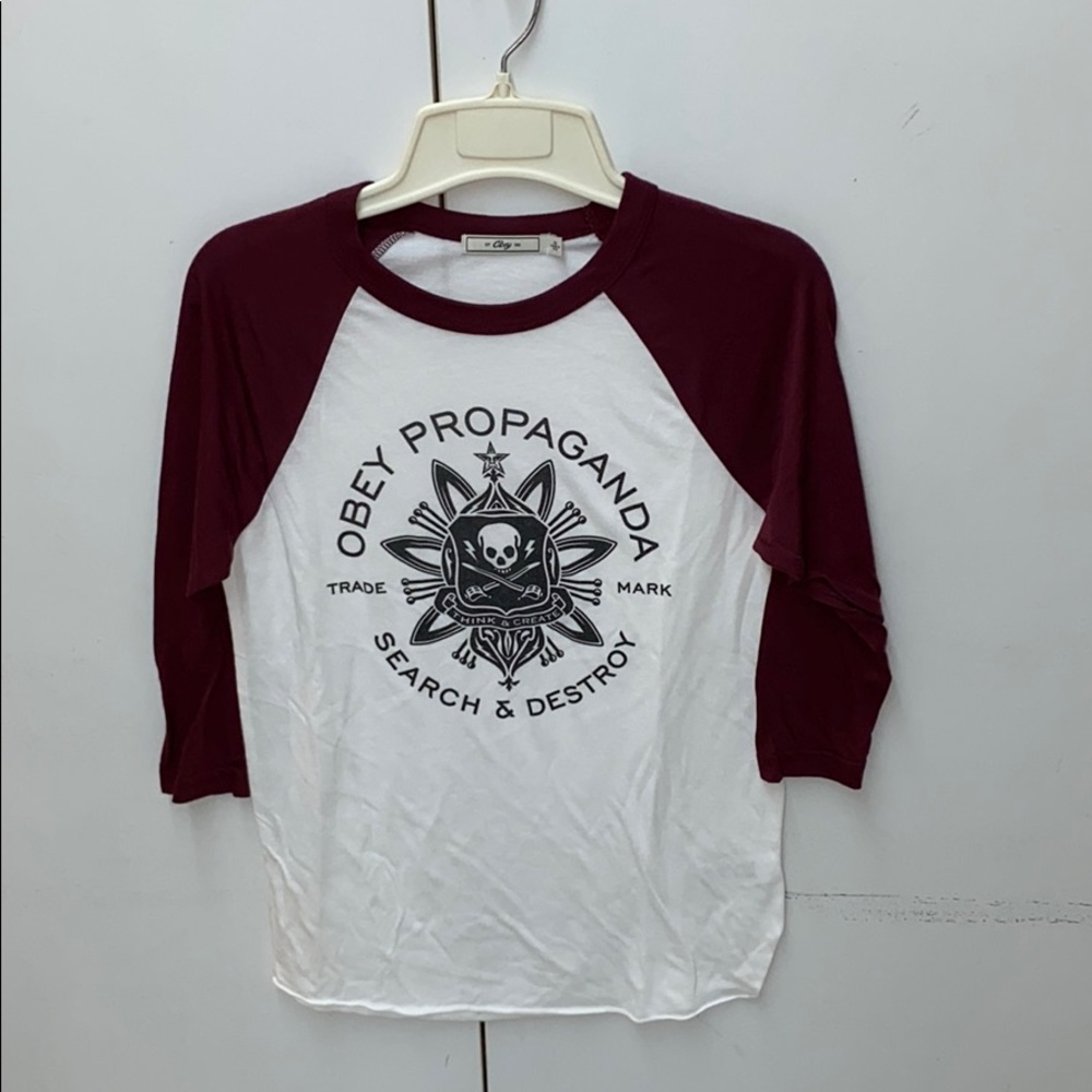 Obey baseball tee